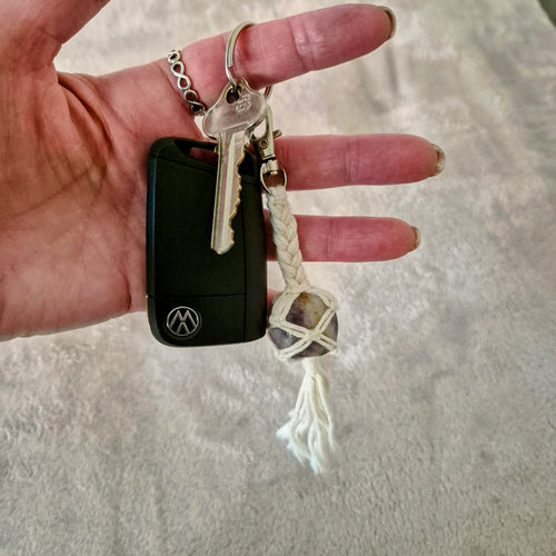 Macrame Crystal Key Rings - jodie.freeyourself